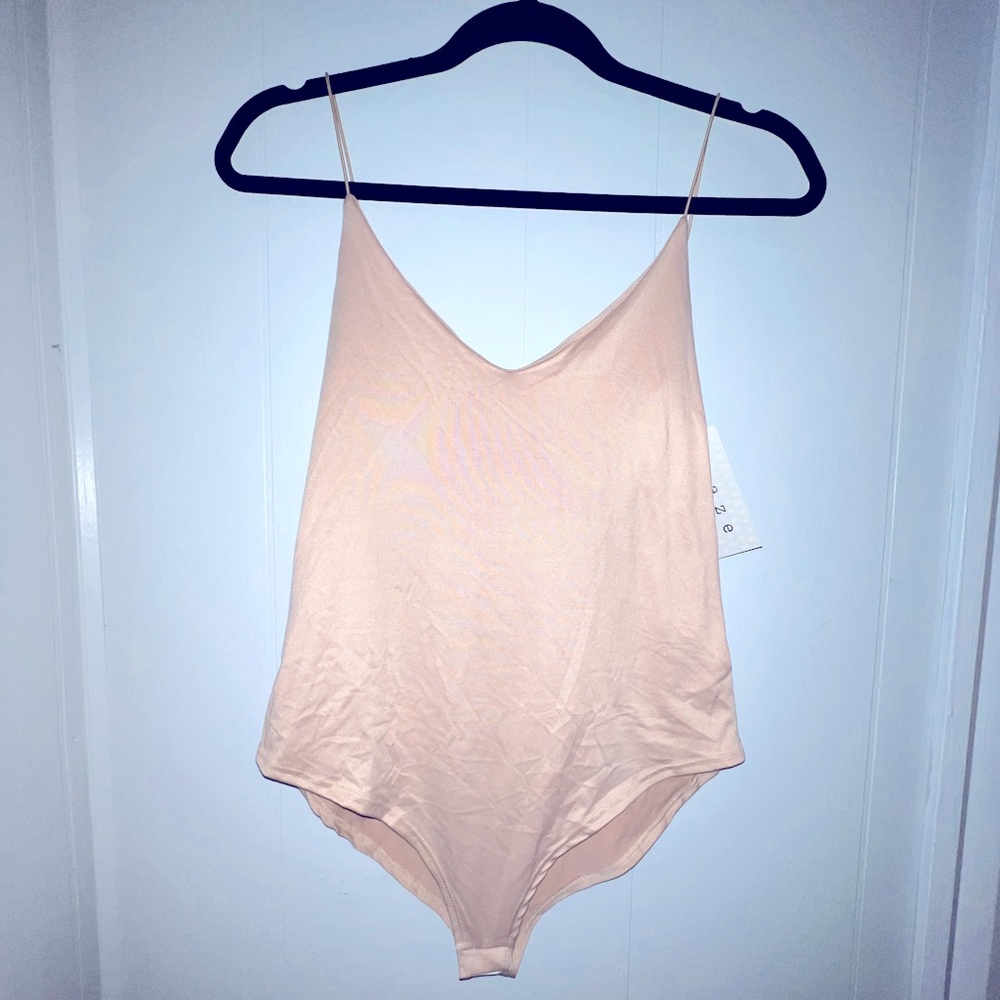 Nude bodysuit
